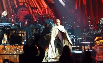 Sir Elton Arrives Onstage