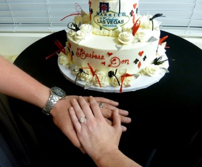 Wedding Rings & Cake
