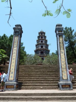 The Heavenly Lady Pagoda was Built in 1601
