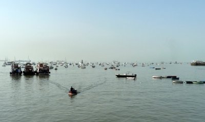Looking at the Arabian Sea from the Gateway of India