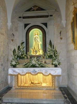 In the Church of St. Catherine in the Church of the Nativity