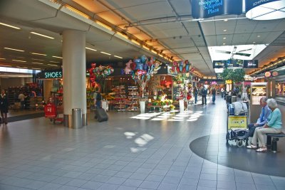 Concourse stores