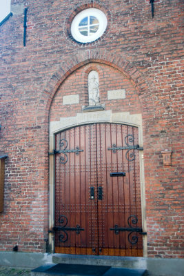 Begijnhof courtyard church entrance