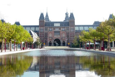 Reflecting pond at the Rijksmuseum