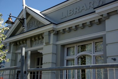 OLD  ST. ALBANS  LIBRARY