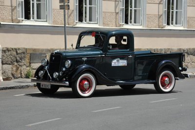 48 Ford Pick Up 1935.JPG