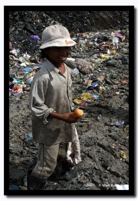 Little Girl in the Dump, Steung Mean Chey, Cambodia.jpg