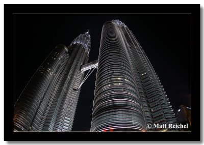 The Tallest Twin Towers in the World, Petronas Towers, Kuala Lumpur, Malaysia.jpg