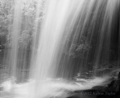 Schoolhouse Falls from behind in BW