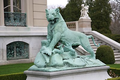 Statue at Elms, Newport, RI