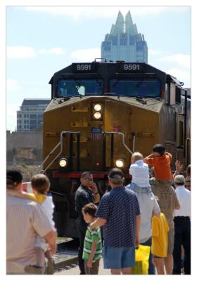 steam_train_visits_austin