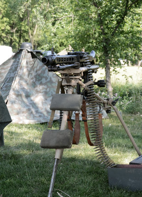 MG 42