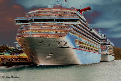 Carnival Victory 