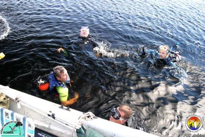 Dive Crew Lake Jackson.jpg