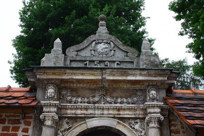 Element of architecture of entrance
