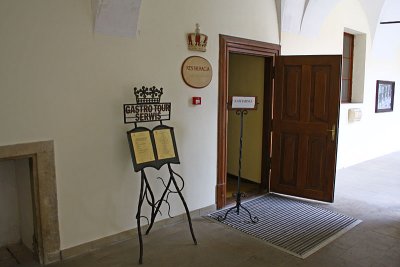 Royal Castle - Restaurant