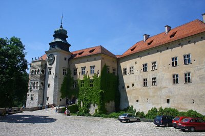 Pieskowa Skala - Castle