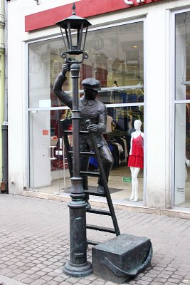Lamplighter Statue - Piotrkowska Street