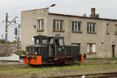409Da-742