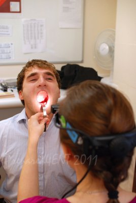 Oral cavity examination
