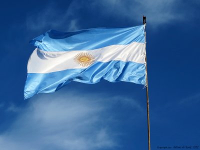 Le drapeau de l'Argentine  Antonio DE MORAIS  2012.jpg