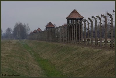  Electrified fence and watchtowers