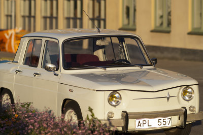 Renault 8.jpg
