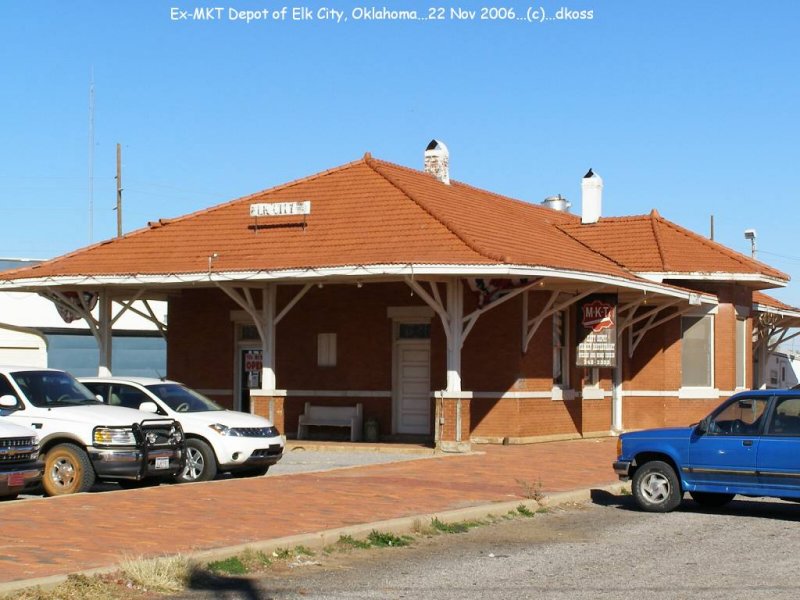Elk City MKT Depot 001.jpg
