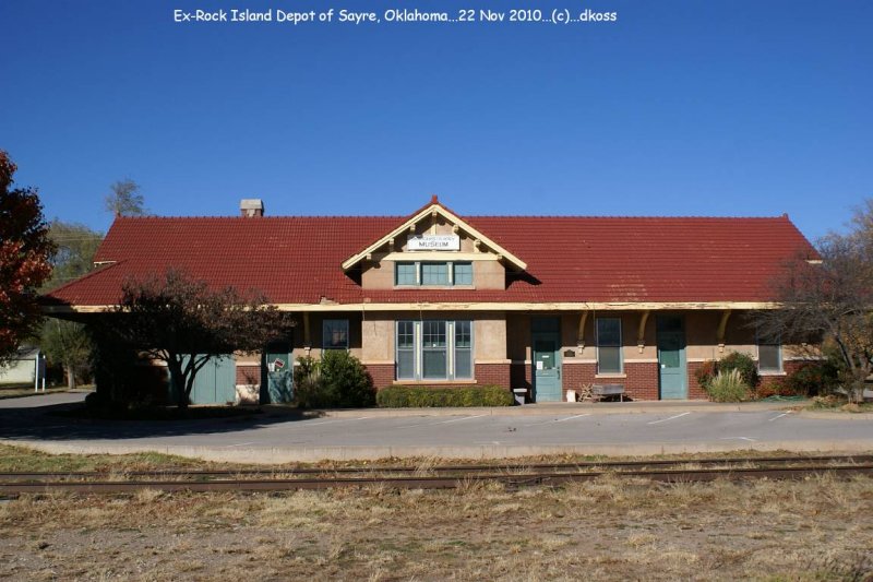 Sayre Rock Island Depot 001.jpg