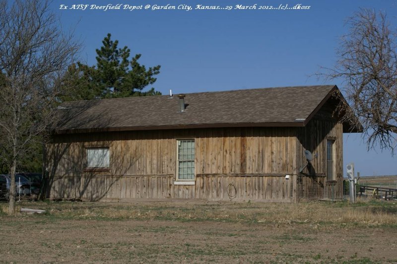 Ex- ATSF Deerfield Depot  Garden City KS 001.jpg