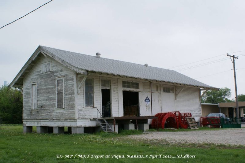 Ex-MP Depot  Piqua KS_001.jpg