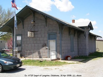 Langston Depot 001.jpg