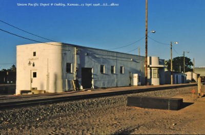 Depot  Oakley Ks_002.jpg