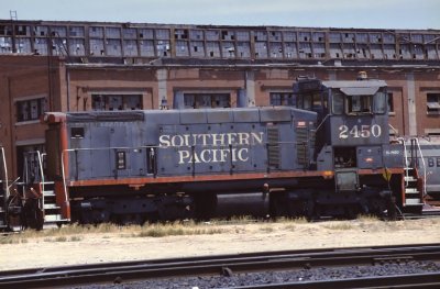 Southern Pacific SW1500s..