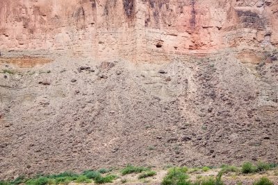 Trail to Nankoweap Granary
