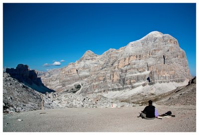 Taking a break at Forcella Travenanzes