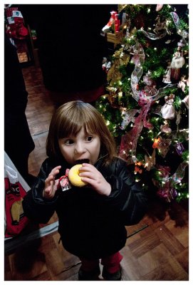 Norah picked out a doughnut ornament