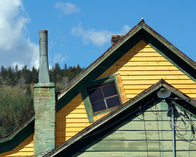 Como Yellow  & Green House Window