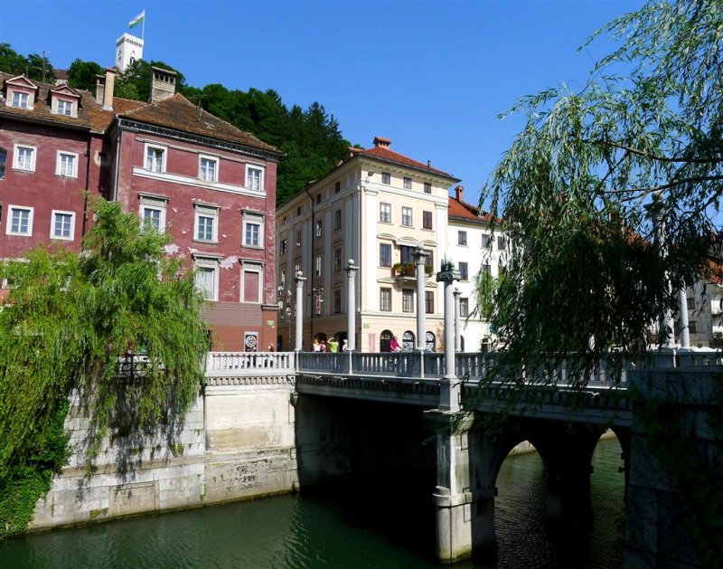 204 Cobblers Bridge, Ljubljana.jpg