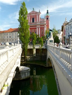 106 Triple Bridge (Tromostovje) Ljubljana.jpg