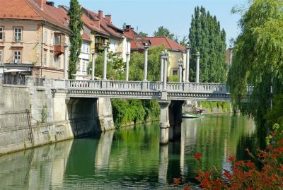 200 Cobbler's Bridge, Ljubljana.jpg