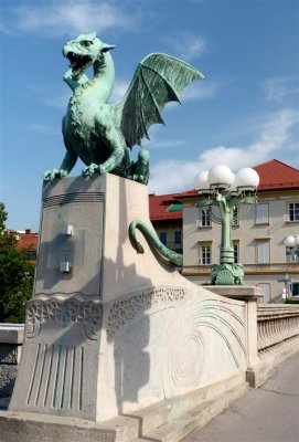 222 Dragon Bridge (Zmajski most), Ljubljana.jpg