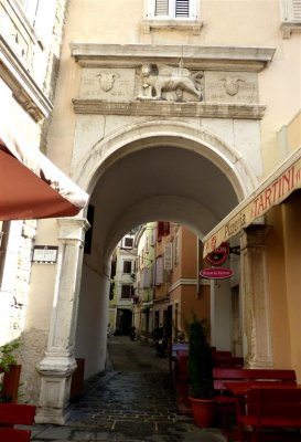 543 Porta Marciana, Piran.jpg
