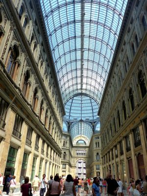 173 Galleria Umberto I Napoli.jpg