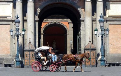 192 Piazza Plebiscito Napoli.jpg