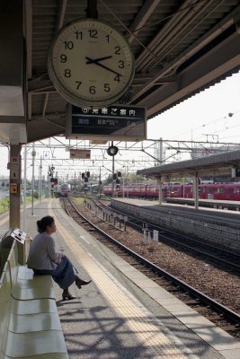 Waiting for a train in JR Gifu sta