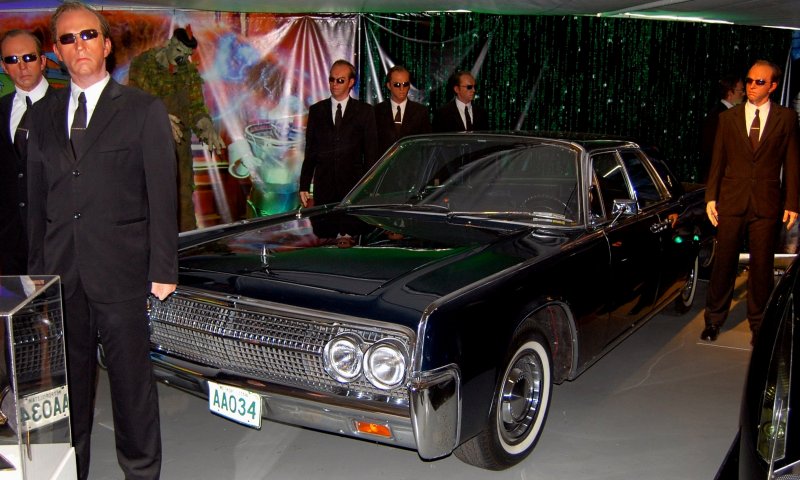 1963 Lincoln Continental from Matrix movie