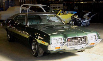 Clint Eastwood's 1972 Ford Gran Torino & Alicia Silverstone's Batgirl Batcycle