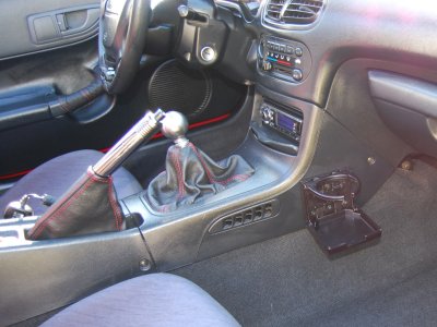 94 Honda Del Sol Si VTEC leather boots and cup holder open