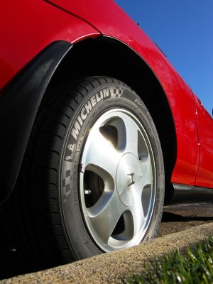 94 Honda Del Sol Si perfect aluminum rims and Michelin tires